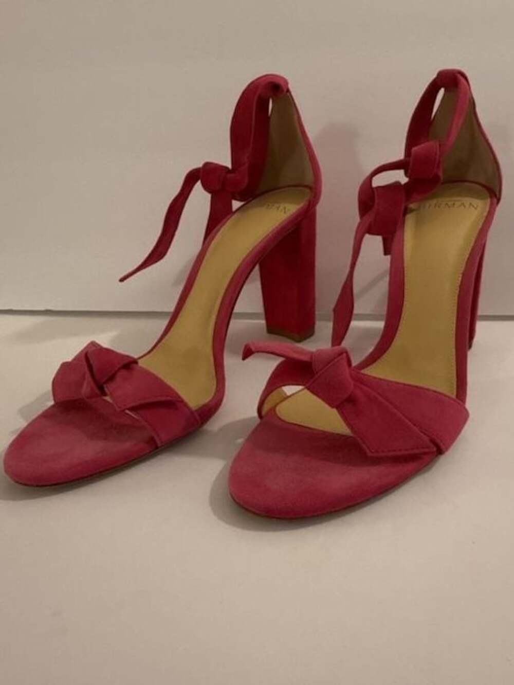Alexandre Birman Clarita Curve Bow-Details Suede Sandals Pink